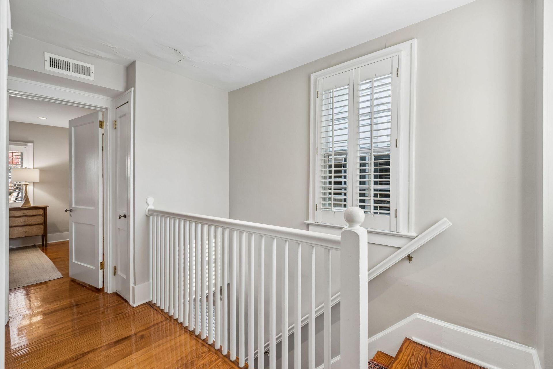 18 Water Street Photo 30