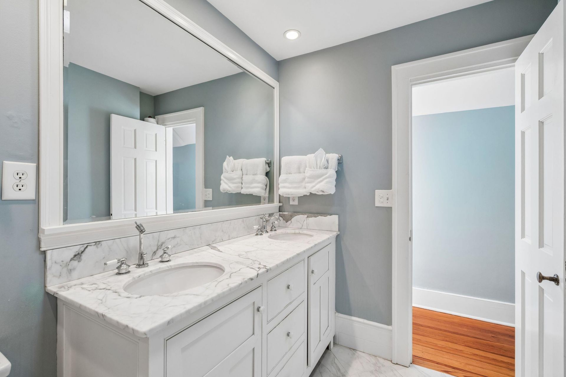 18 Water Street Photo 39