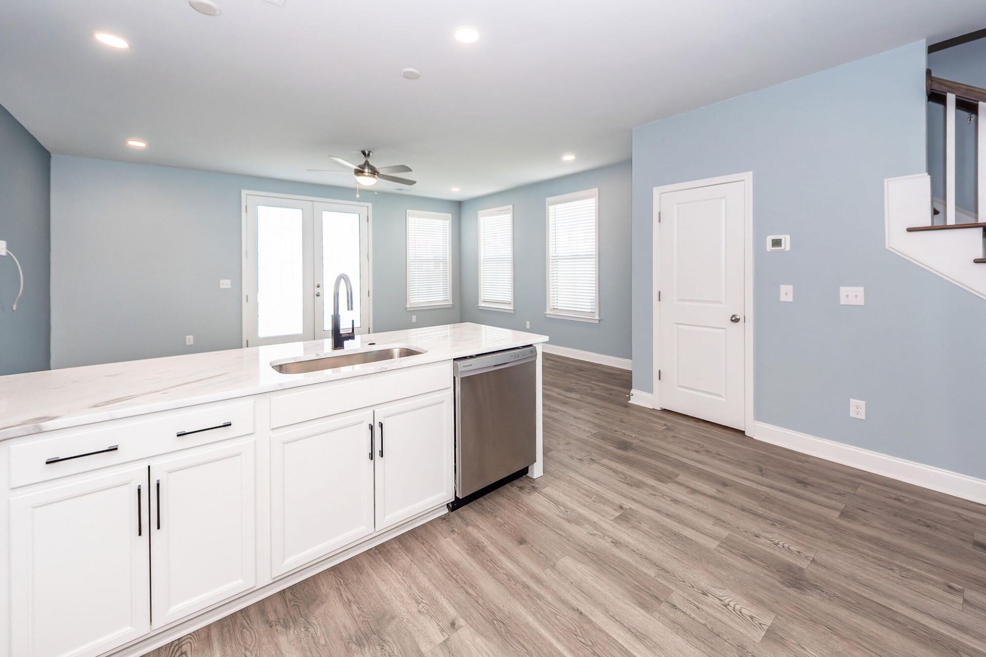 522 Green Fern Drive Photo 10