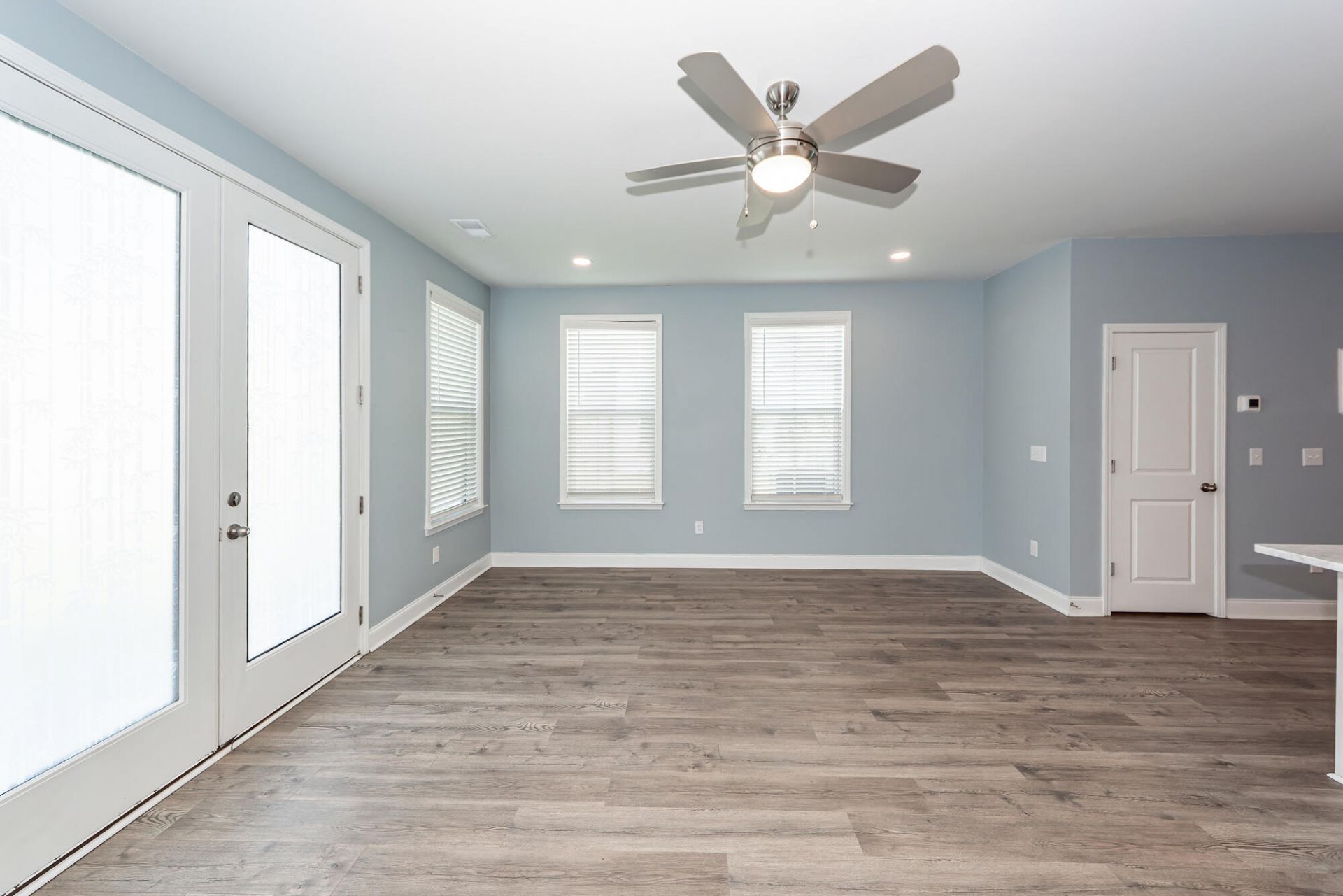 522 Green Fern Drive Photo 12