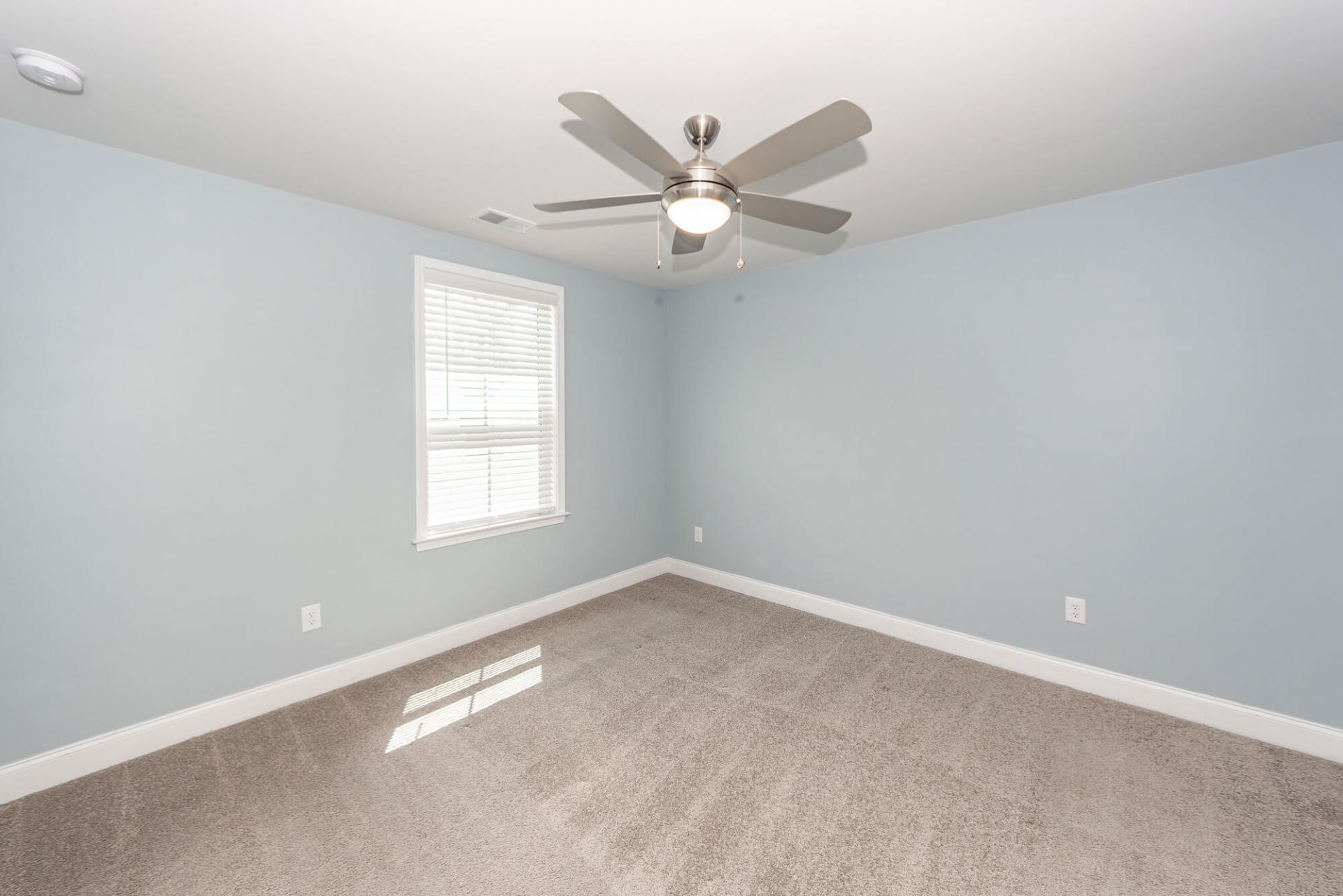 522 Green Fern Drive Photo 16