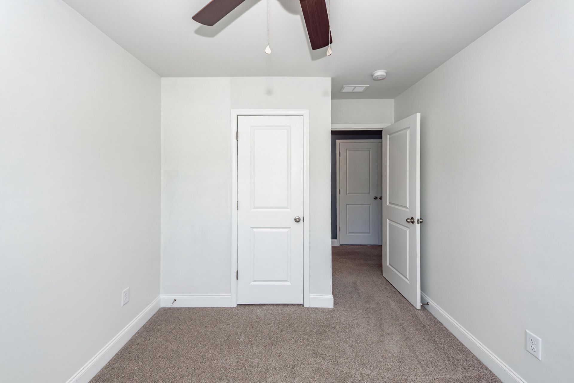 522 Green Fern Drive Photo 22