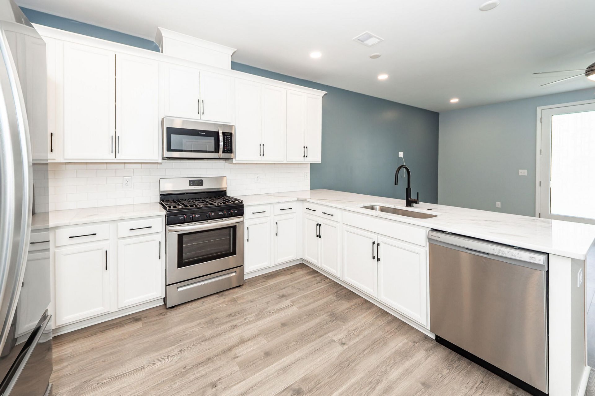 522 Green Fern Drive Photo 7