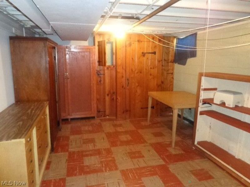 5706 Brownfield Drive, Parma, OH 44129 Photo 23