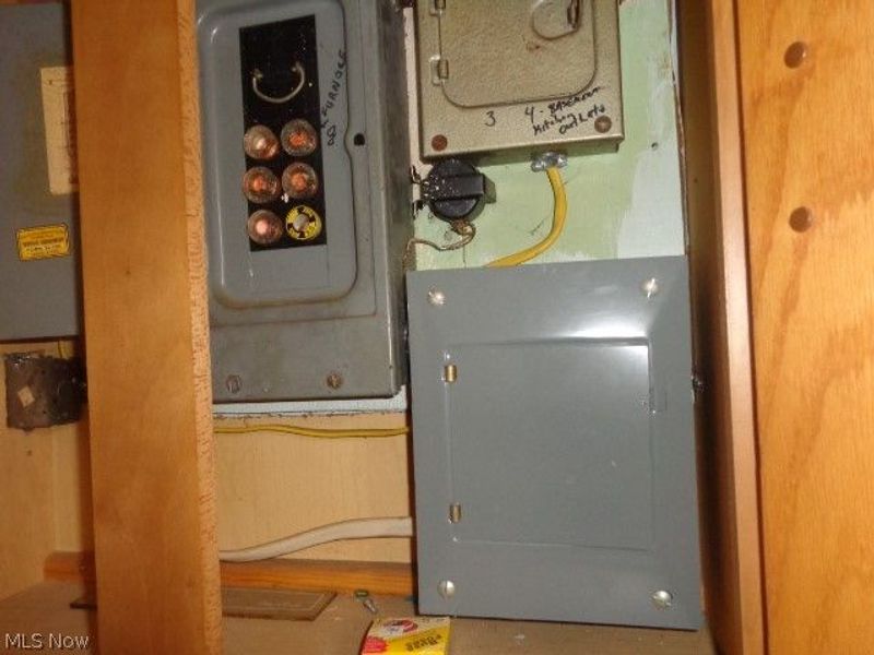 5706 Brownfield Drive, Parma, OH 44129 Photo 25