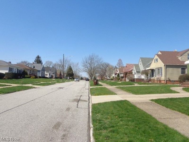 5706 Brownfield Drive, Parma, OH 44129 Photo 31