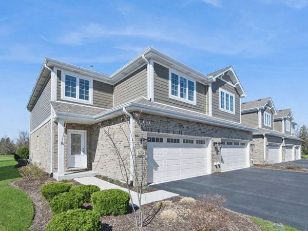 14256 Lacey Drive , Lemont, IL 60439