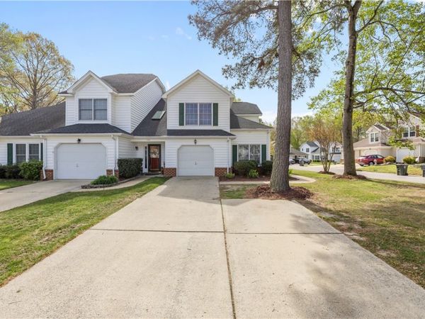 111 Chinaberry Way , Yorktown, VA 23692