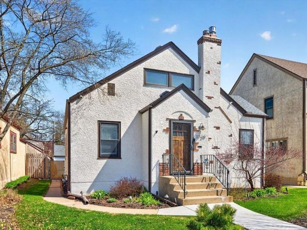 3729 44th Avenue S, Minneapolis, MN 55406