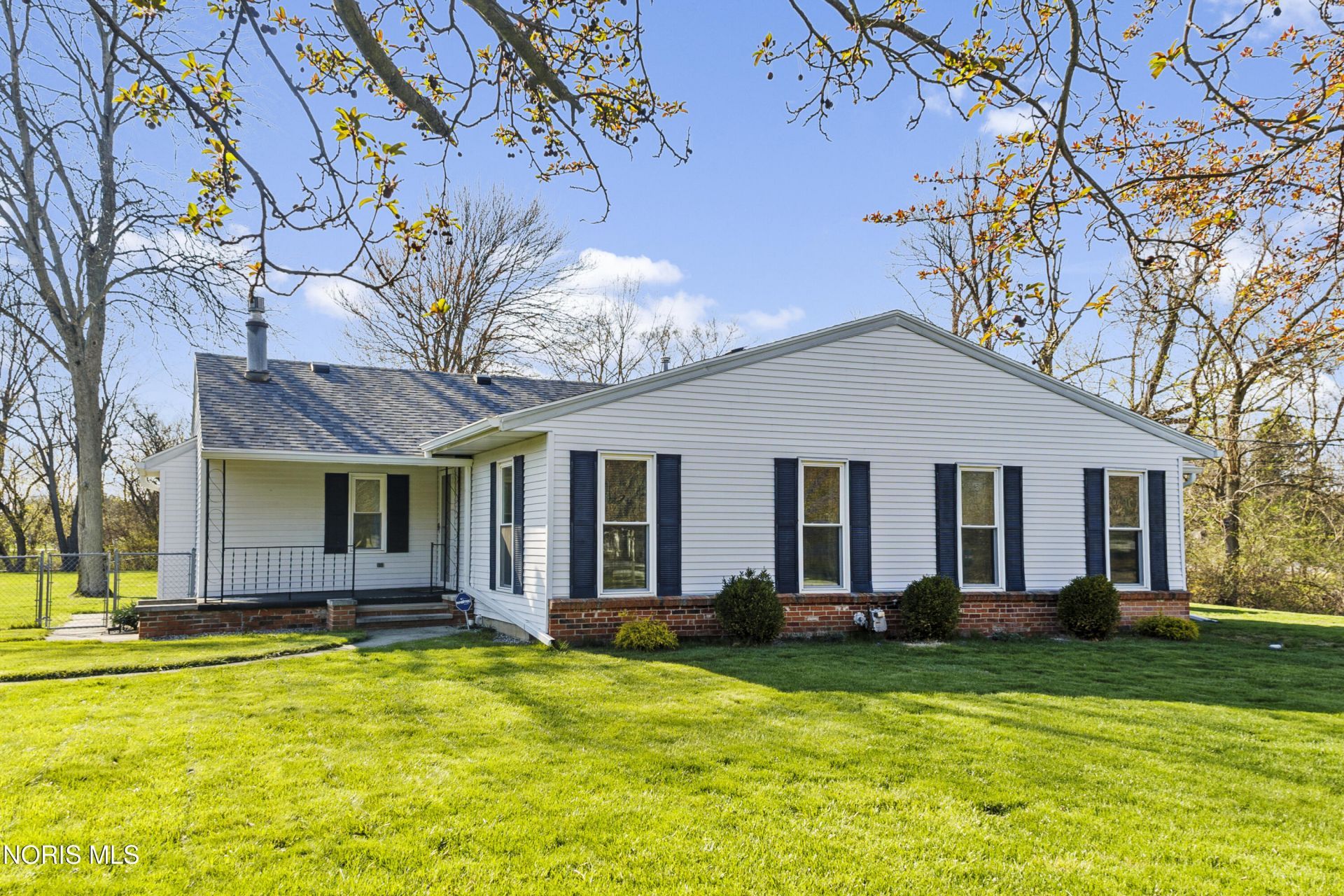 7415 Salisbury Road, Maumee, OH 43537 Main Photo