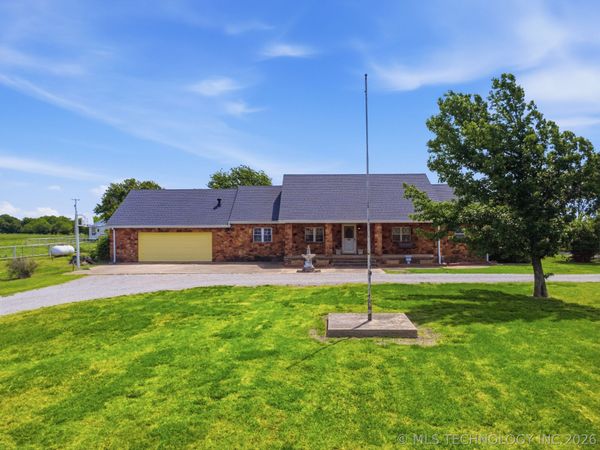22250 N 416 Road, Nowata, OK 74048