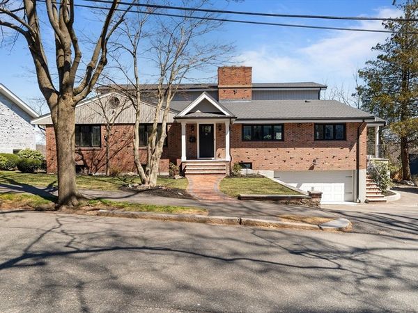 171 Shaw Rd, Brookline, MA 02467