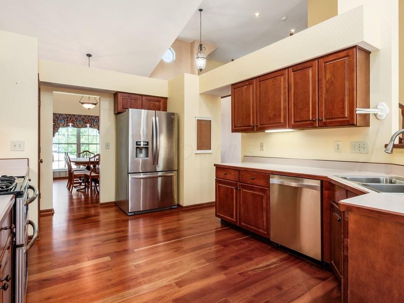 2392 Graybill Court, Lancaster, OH 43130 Photo 9