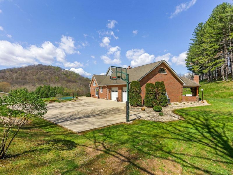 37710 U.S. 35 , Chillicothe, OH 45601 Photo 74