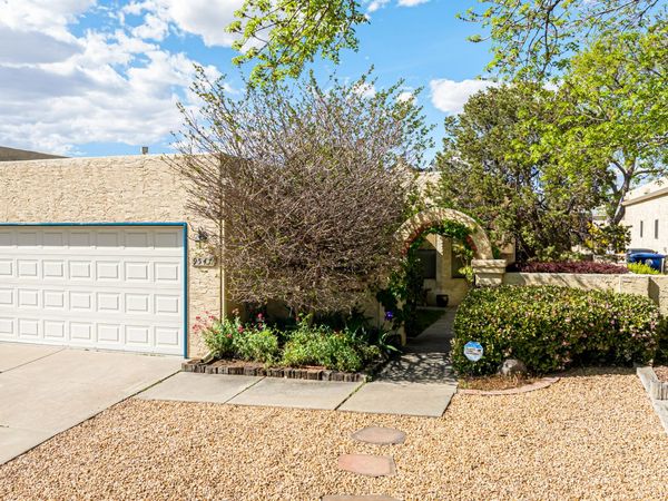 9547 Bent Road NE, Albuquerque, NM 87109
