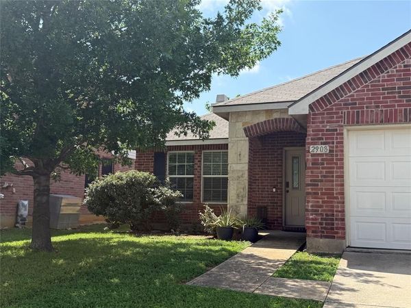 2908 Desert Drive, Denton, TX 76210