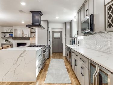 2808 Sharpview Lane, Dallas, TX 75228