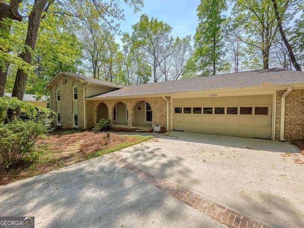 5385 Seaton Way, Dunwoody, GA 30338
