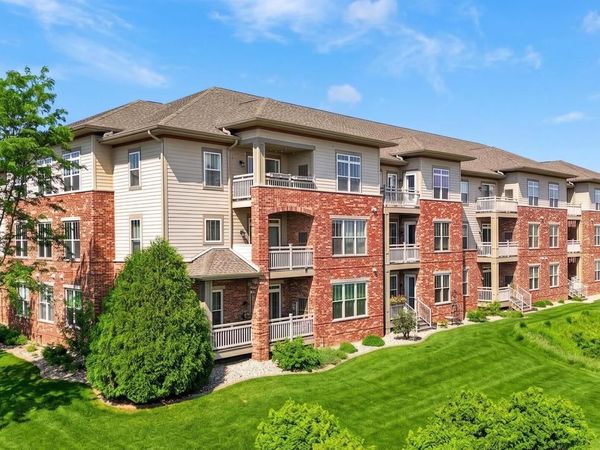 6402 Milwaukee Street, Unit 207, Madison, WI 53718