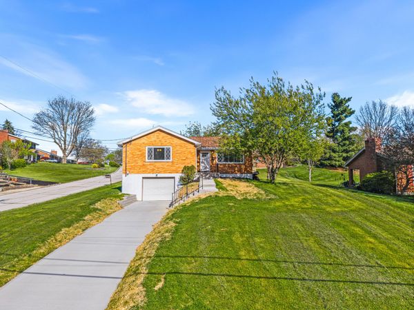 818 Mary Street, Villa Hills, KY 41017