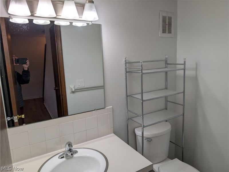 3792 Baumberger Road, Stow, OH 44224 Photo 32