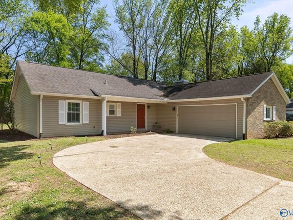 12031 Runningmeade Trail SE, Huntsville, AL 35803