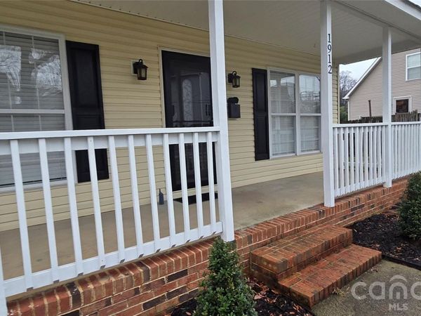 1912 Baxter Street , Charlotte, NC 28204