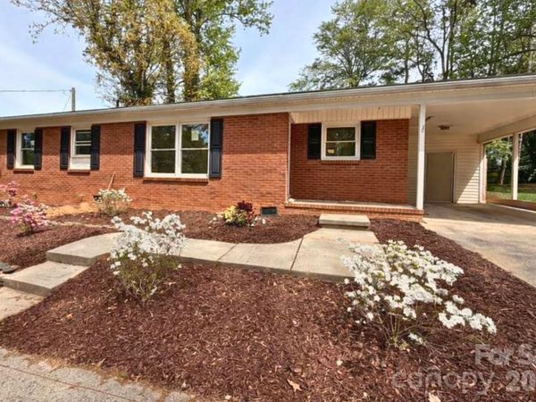 694 Forest Street NW, Concord, NC 28025