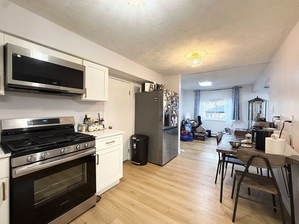 58 Lake St, Unit 58, Waltham, MA 02451