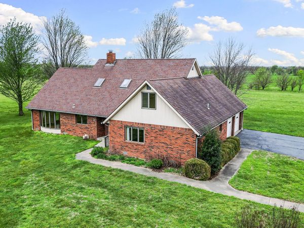 13258 Raccoon Road, Granby, MO 64844