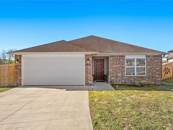 2651 Broken Spoke Lane , Farmington, AR 72730