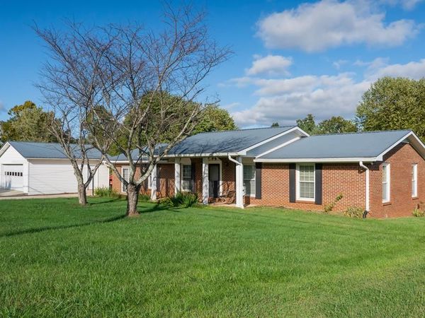 860 Shady Lane, Cookeville, TN 38501