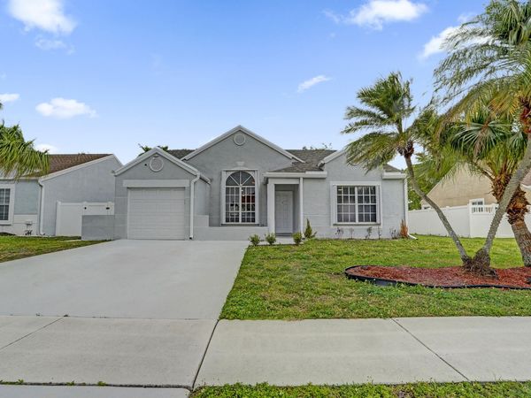 8467 Dynasty Drive, Boca Raton, FL 33433