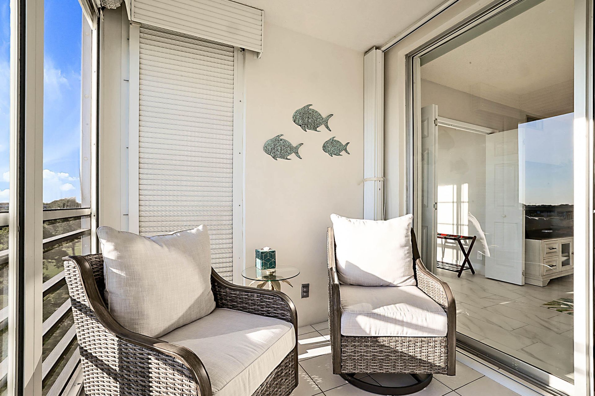 575 Oaks Lane, Unit 703, Pompano Beach, FL 33069 Photo