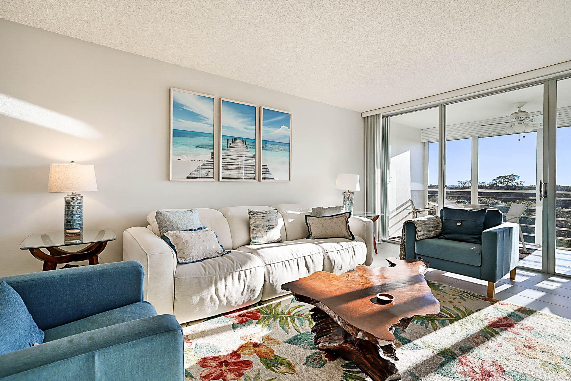 575 Oaks Lane, Unit 703, Pompano Beach, FL 33069 Photo