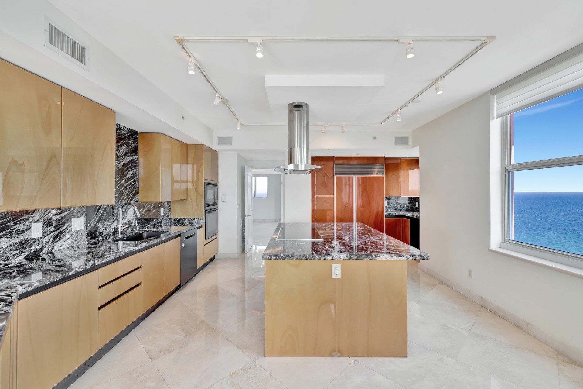 2100 N Ocean Boulevard, Unit 16e, Fort Lauderdale, FL 33305 Photo