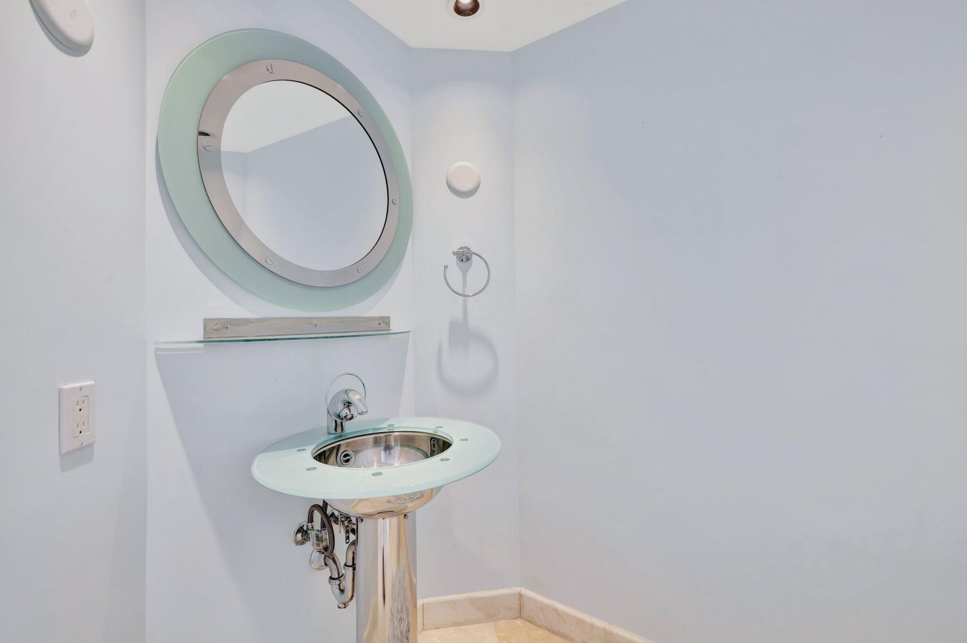 2100 N Ocean Boulevard, Unit 16e, Fort Lauderdale, FL 33305 Photo