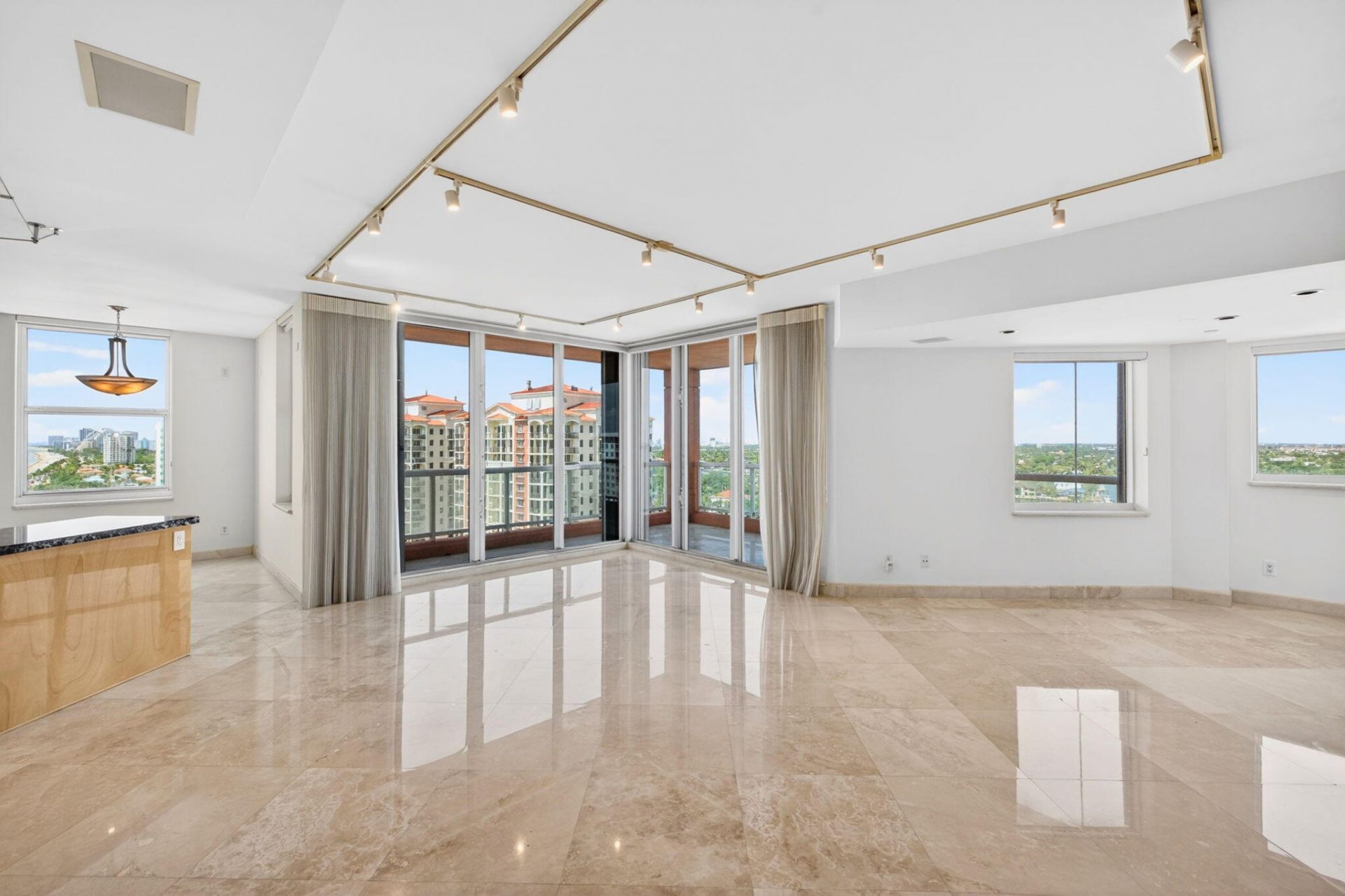 2100 N Ocean Boulevard, Unit 16e, Fort Lauderdale, FL 33305 Photo