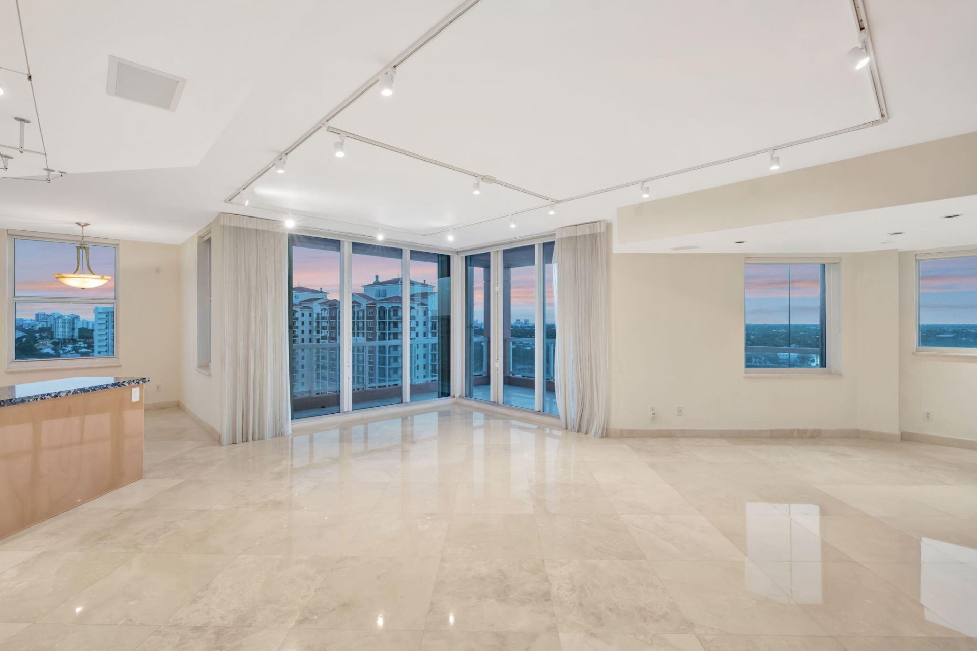 2100 N Ocean Boulevard, Unit 16e, Fort Lauderdale, FL 33305 Photo
