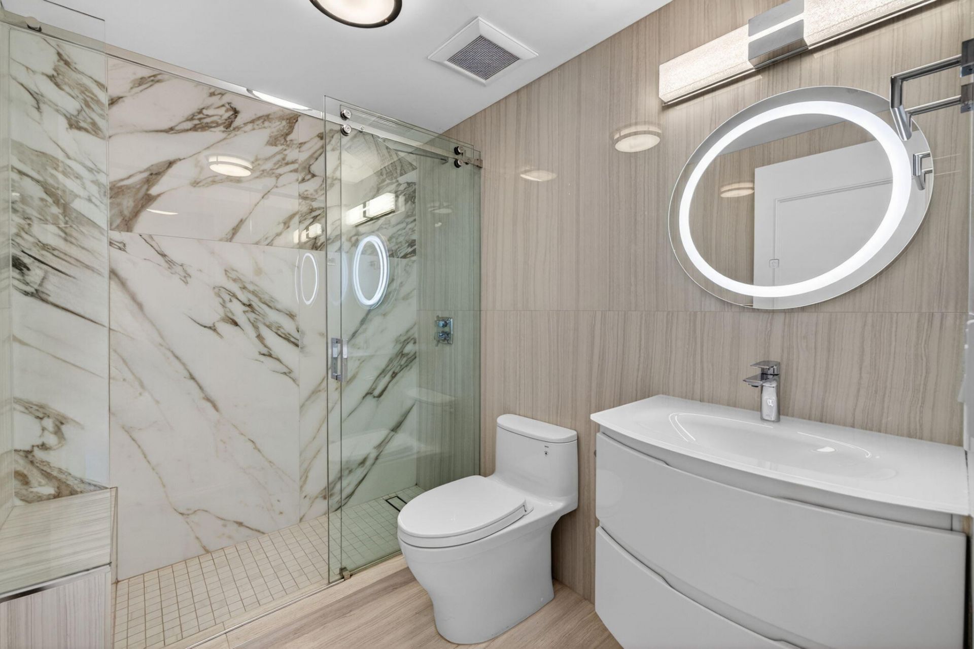 2100 N Ocean Boulevard, Unit 16e, Fort Lauderdale, FL 33305 Photo