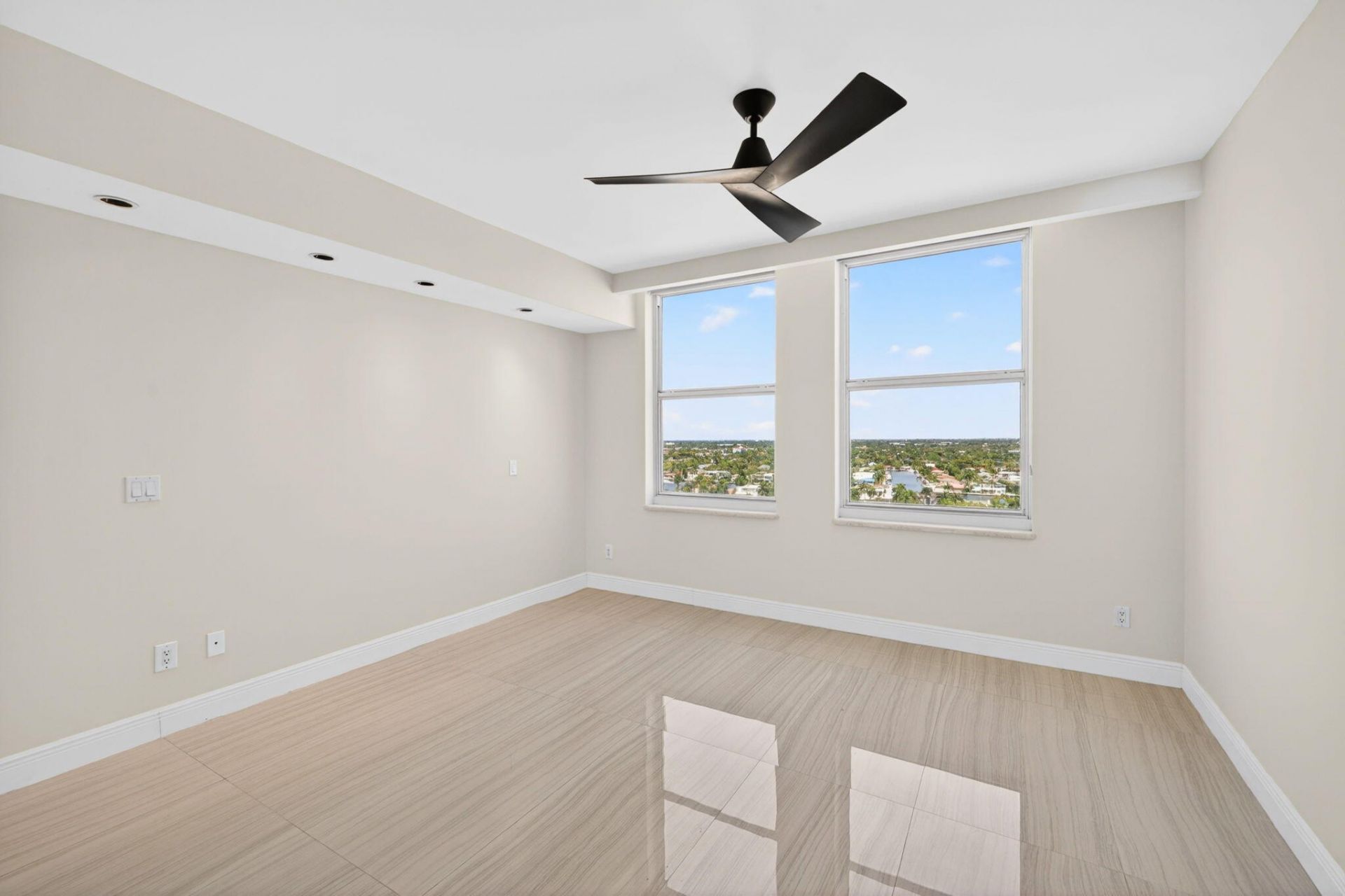 2100 N Ocean Boulevard, Unit 16e, Fort Lauderdale, FL 33305 Photo