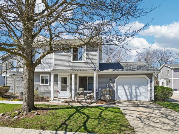 2466 BRUNSWICK Circle , Unit D, Woodridge, IL 60517