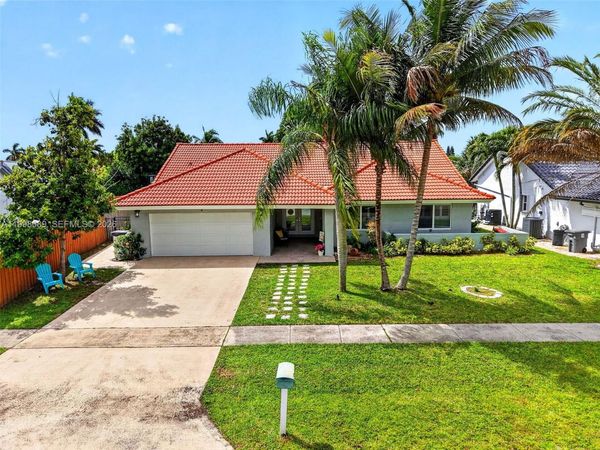 9592 Majestic Way, Boynton Beach, FL 33437