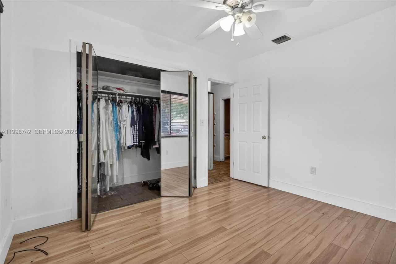 733 W 33rd St , Hialeah, FL 33012 Photo