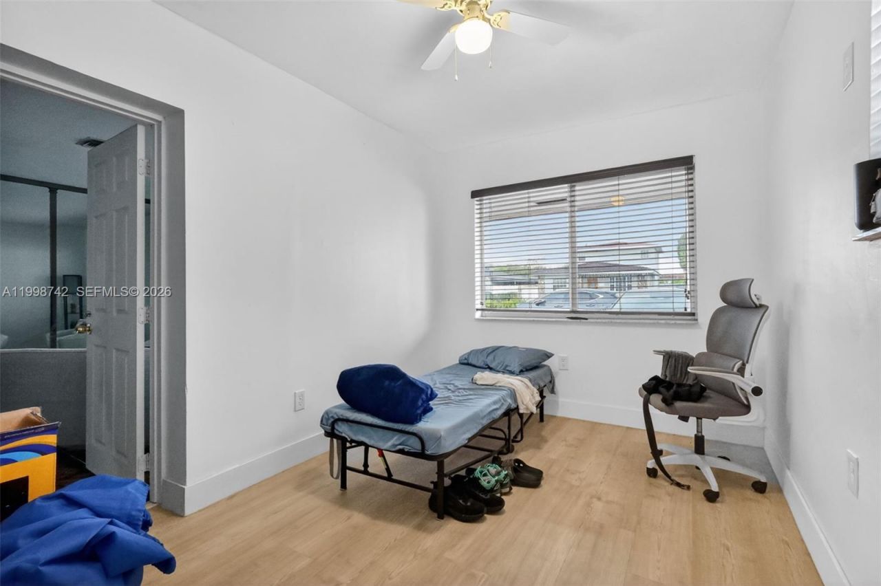 733 W 33rd St , Hialeah, FL 33012 Photo