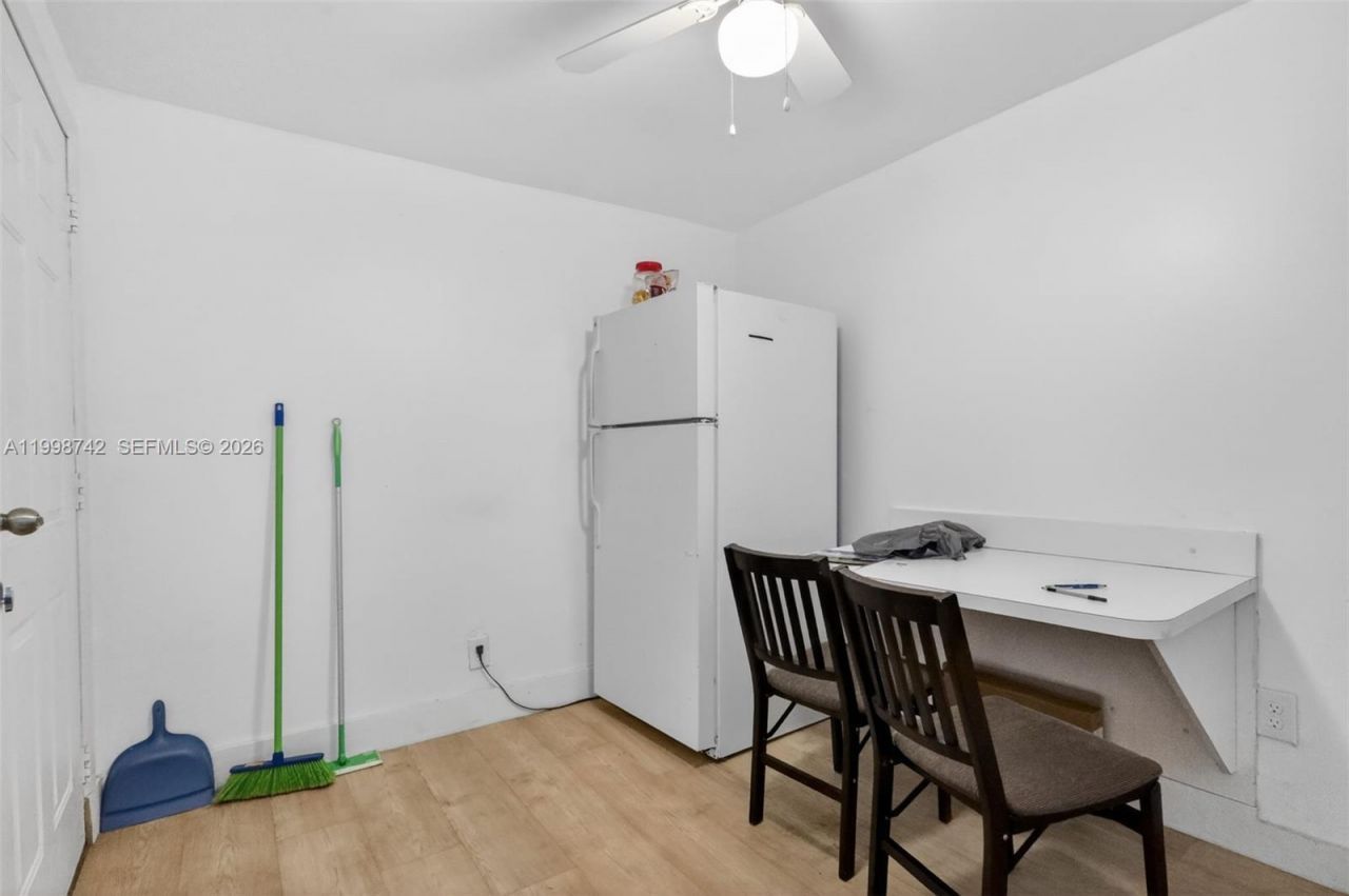 733 W 33rd St, Hialeah, FL 33012 Photo