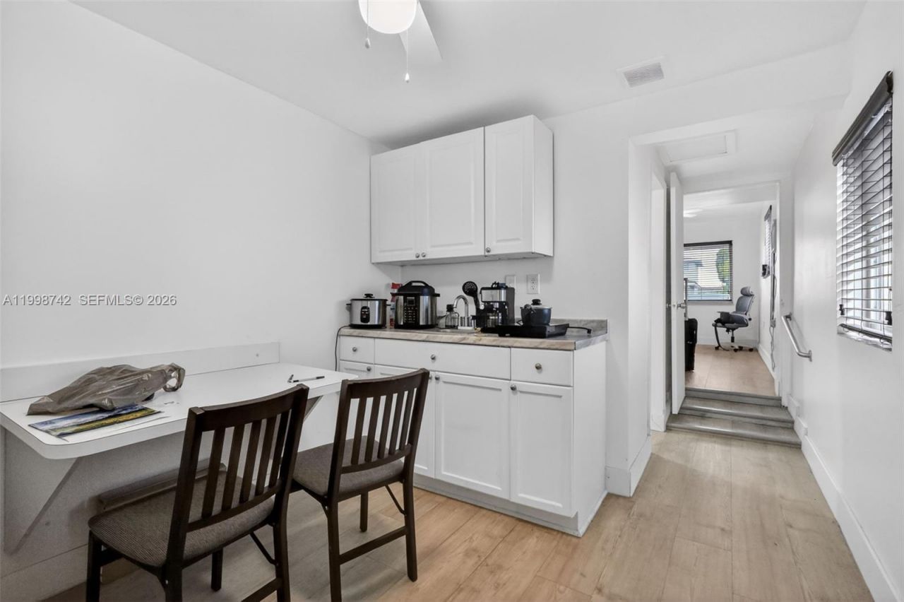 733 W 33rd St, Hialeah, FL 33012 Photo