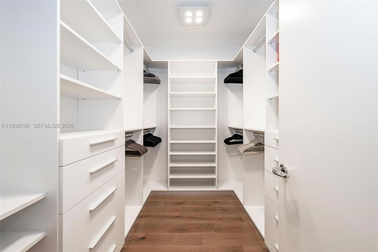 16901 Collins Ave, Unit 903, Sunny Isles Beach, FL 33160 Photo