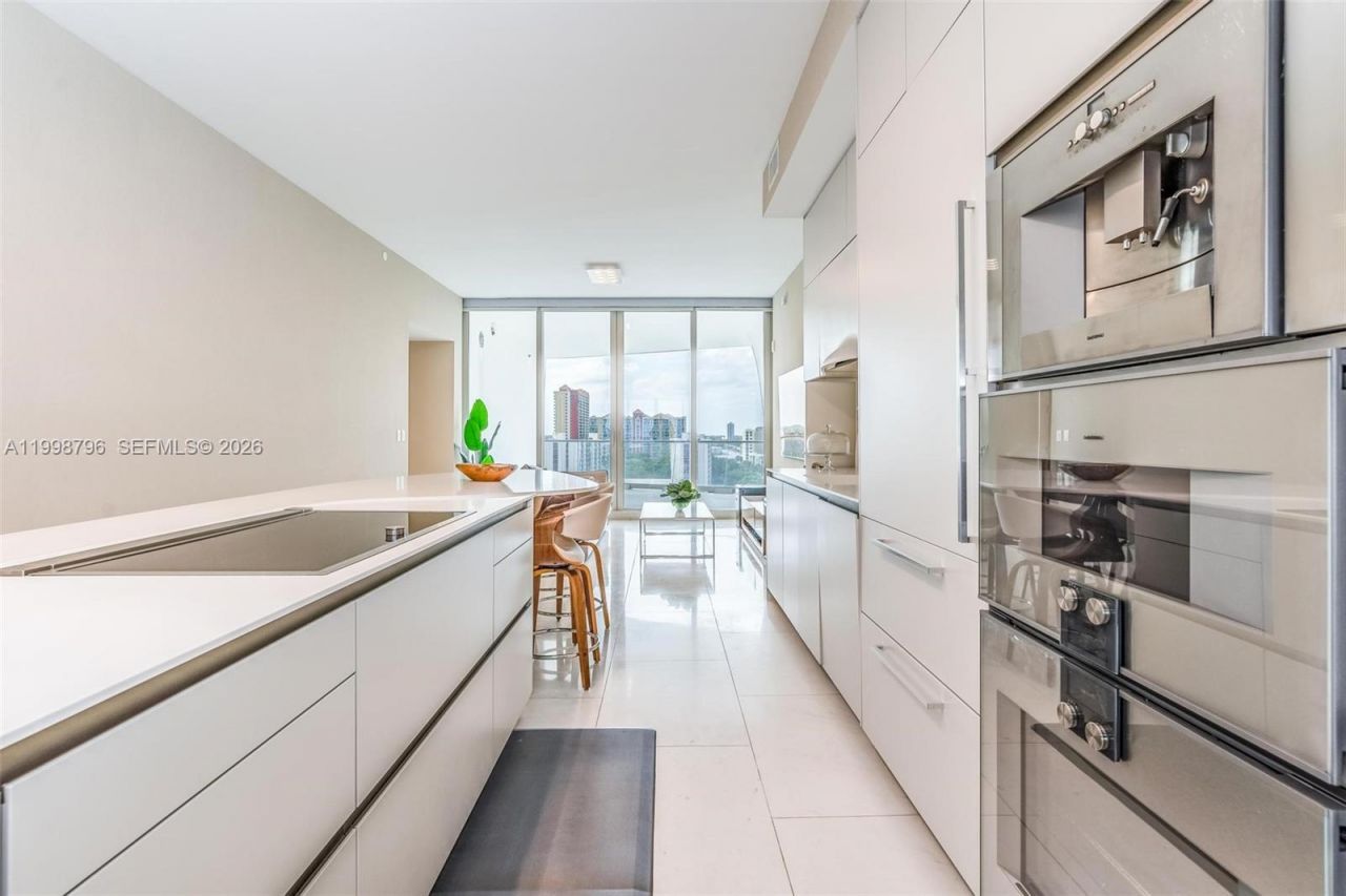 16901 Collins Ave, Unit 903, Sunny Isles Beach, FL 33160 Photo