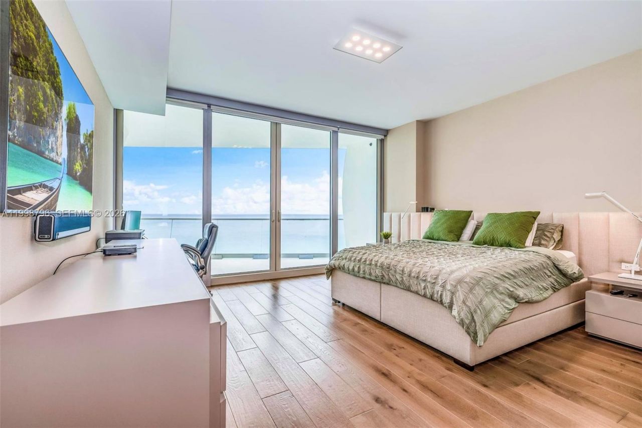 16901 Collins Ave, Unit 903, Sunny Isles Beach, FL 33160 Photo